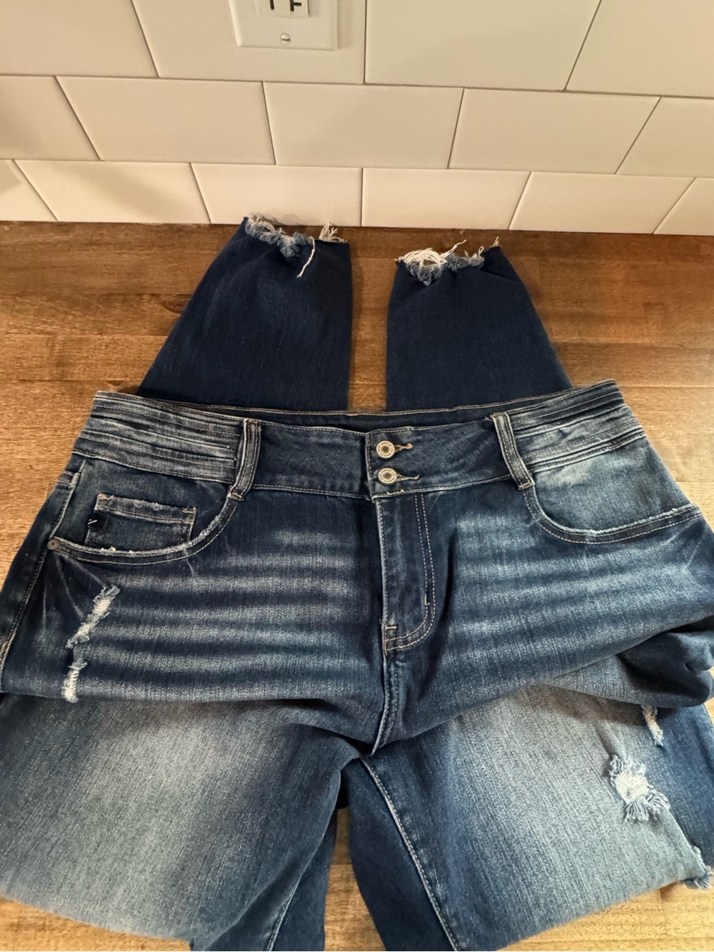 KanCan Dark Blue Distressed Ankle Crop Jeans